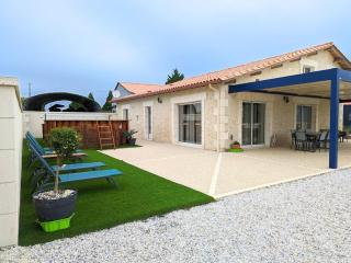 Gîte Charentais avec piscine, terrasse, et pêche - confort moderne et charme rural - FR-1-653-87 - - 8