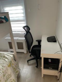 Renovated Jacuzzi Tub Home NYC-LGA-JFK Washer-Dryer - 1