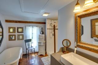 Family Ski Getaway: 6 Mi to Berkshire East! - 2
