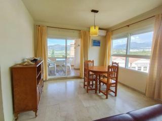 Spacious 4 bedroom with parking in town centre, Nerja - Nerja - 5