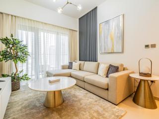 Radiant 1BR in Burj Royale - Downtown Dubai - Dubai - 5