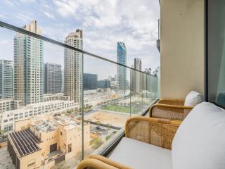 Radiant 1BR in Burj Royale - Downtown Dubai - Dubai - 8