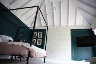 Finsbury House - Luxury 8 Bedroom Farm Homestead with Pool - Kilmore - 6