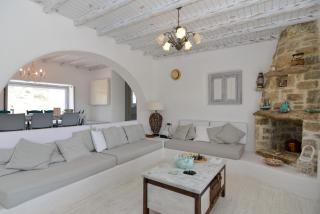 Mykonos 4 bedroom Cycladic home with free parking - Ano Mera - 7