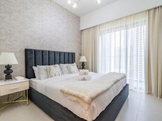 Pleasant 1BR in Burj Royale - Downtown Dubai - Dubai - 9