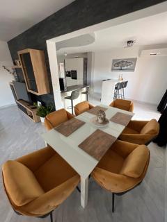 Apartments Ćosić - Klenovica - 6