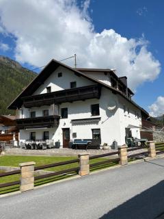 Ferienwohnung Annamaria und Manuel Melmer - Sankt Leonhard im Pitztal - 8
