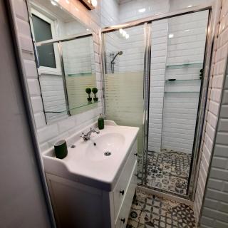 Cozy & Stylish apartment in the heart of Sofia - Sofia - 3
