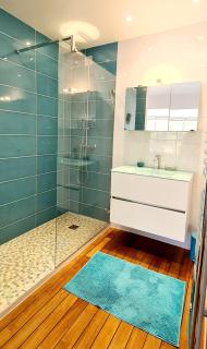 SUPERBE APPARTEMENT DANS CADRE D'EXCEPTION - Piscine, Plage et Tennis privé - Bandol - 3