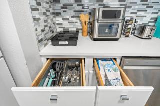 Adorable Cute 1BR Dallas Stay - 7