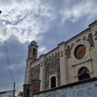 THE ROCK HOUSE - Beautiful countryside with mandarins oranges and olive trees,. Near Limassol at Eptagonia village. - 2