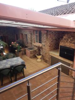 CASTLE WITH A VIEW - Bloemfontein - 6