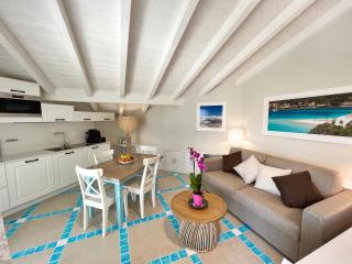 Suite Villa Aquamarina con Jacuzzi Riservata - Porto Pino - 1