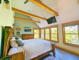 Waterfront 8 acres privacy and 5 min to LL Bean! - Freeport - 2