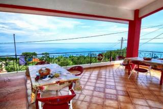 Ikaria Studios - Manganítis - 1