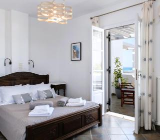 Sea Lilies Suites - Plaka - 0