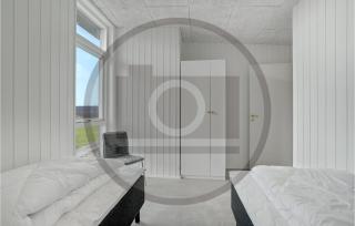 4 Bedroom Pet Friendly Home In Tarm - Tarm - 2