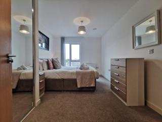Spacious City Centre Apartments at Lexington Gardens by HF Group - 3