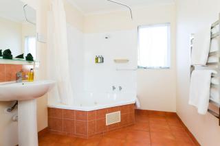 Elliotts Kapiti Coast Motor Lodge - Paraparaumu Beach - 1