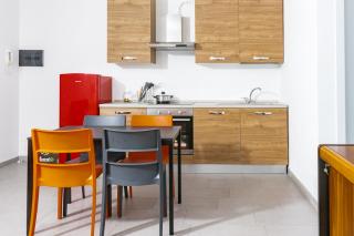 Staurenghi Red Apartment - 9