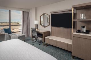 Sheraton Dallas Hotel by the Galleria - 3