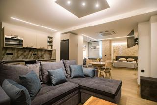Black Rocks Luxury Seafront Beach Suite - Agios Gordios - 7