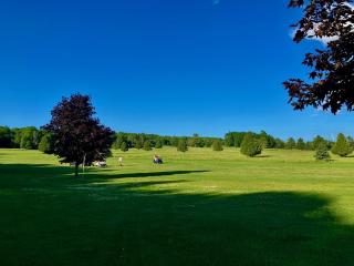Garden Grove Retreat & Lodging near Pictured Rocks, Fayette, Trails - Garden - 7