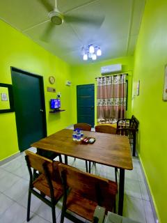 AISY HOMESTAY - Rumah 4 atau 5 - 5