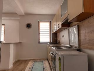 Large Apartment in Peja - Peja - 6