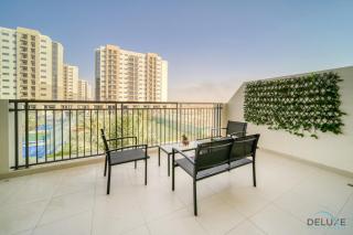 Sleek Studio at UNA Town Square Dubailand by Deluxe Holiday Homes - Dubai - 2