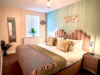 Comfy Casa - Syster Properties Serviced Accommodation Leicester Families, Work - Leicester - 4