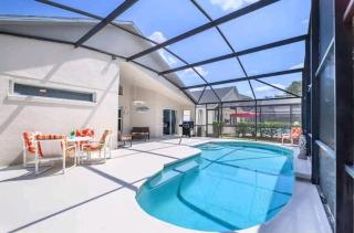 Relaxing, Private Family Home At Lake Berkley Resort, South Facing Pool, Near Disney, SeaWorld - Kissimmee - 0