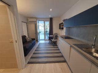 LUCA A2 , APARTMENT IN FRONT OF THE BEACH - Novigrad Istria - 5