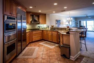 Stunning Oceanfront Condo with Incredible Views 2 Bedrooms - Jacksonville Beach - 3