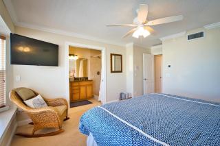 3 Bedroom 3 Bath Ocean Views Rooftop Deck Sleeps 8 - Jacksonville Beach - 2