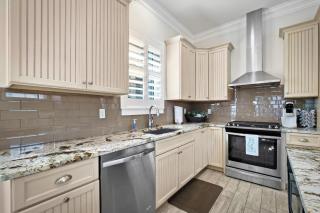 Margarita Villa Modern Home with Partial Ocean Views 3BR/2.5BA - Jacksonville Beach - 3