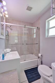 Las Olas Oasis, Pool, Parking, Central and Cozy! - Fort Lauderdale - 6