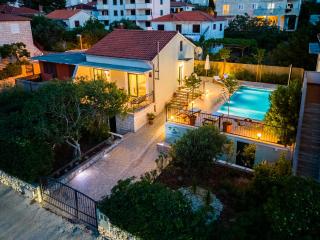Holiday Home Josipa with heated pool - Supetar - 7