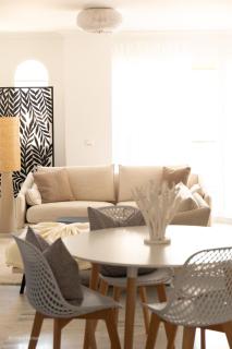 High-End 2 Bedroom Sea View Apartment in Puerto Banus - Marbella - 4