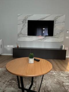 Tirana Ideal Apartment - 6