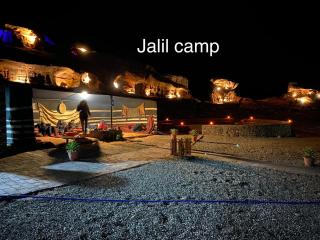 Desert Island Camp - Wadi Rum - 0