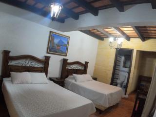 Hotel El Mirador Anexo 1 - Santa Lucía Milpas Altas - 8