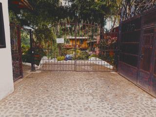 Hotel El Mirador Anexo 1 - Santa Lucía Milpas Altas - 2