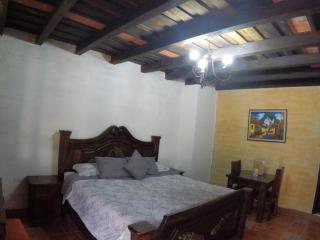 Hotel El Mirador Anexo 1 - Santa Lucía Milpas Altas - 2