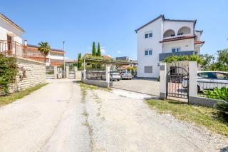 Apartments Antea - Rogoznica - 0