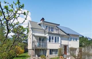 Beautiful Apartment In Bohus-Malmön - Bohus-Malmön - 5
