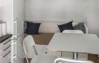 Awesome Apartment In Visby With Kitchen - Visby - 6