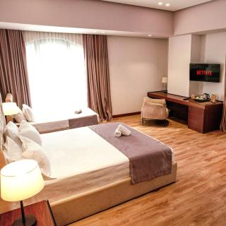 Portik Hotel - Berat - 5