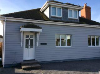 Spacious Modern Family House 2 Mins Walk To Beach - Earnley - 1