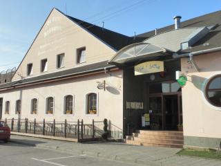 Hotel Le Café - Pohořelice - 0